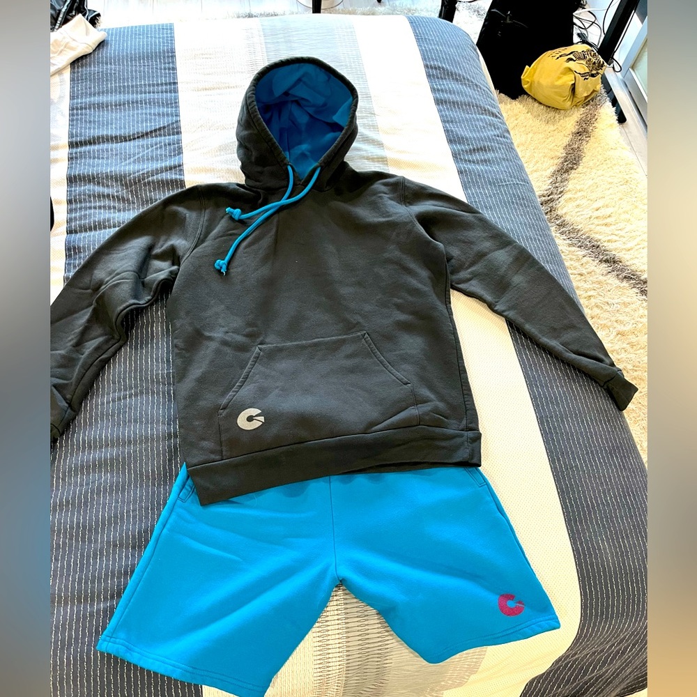 Sweatshirt and shorts set